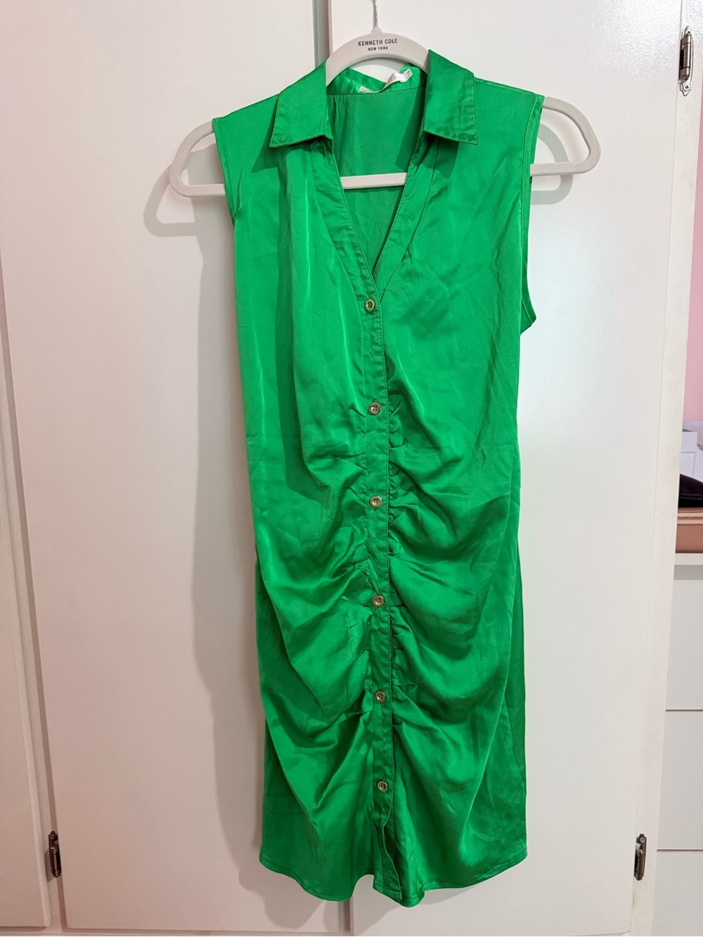 Sleeveless Bright Green Button-Front Ruched Dress